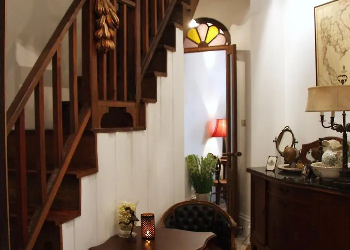 The Bhuthorn B&B 2*